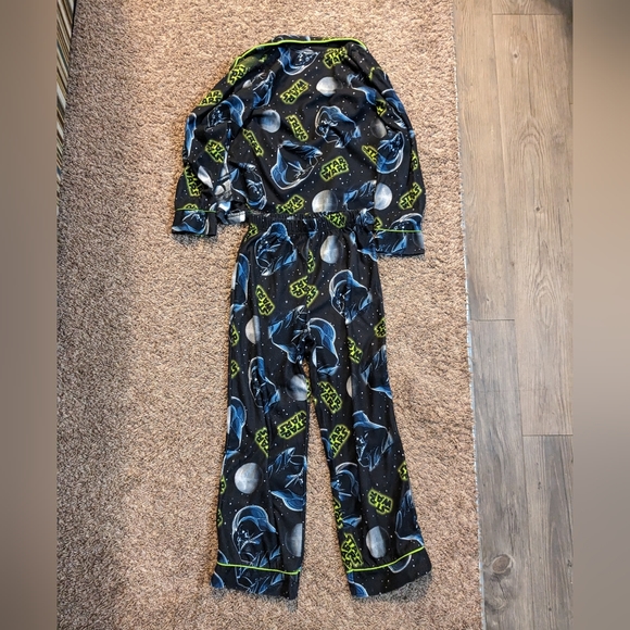 Vintage Star Wars Darth Vader Boys Pajama Set, size 6/7, Set,top & bottom - Picture 2 of 4
